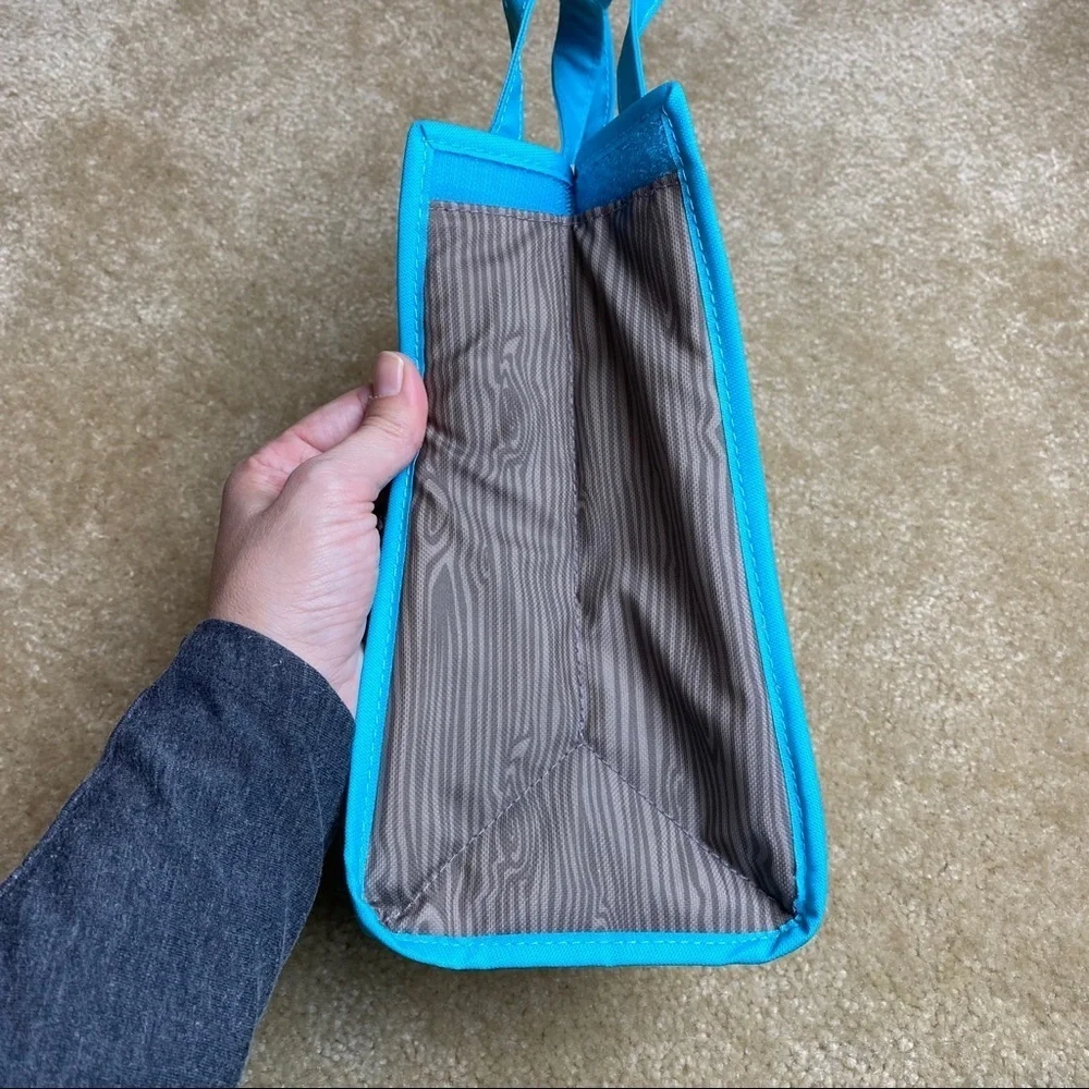 N/A lunch tote